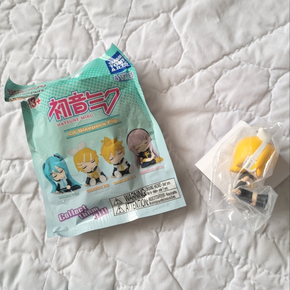 2/$20 π Hatsune Miku: Twinchees Lil' Sleepers Kagamine Rin Figure - Picture 3 of 6